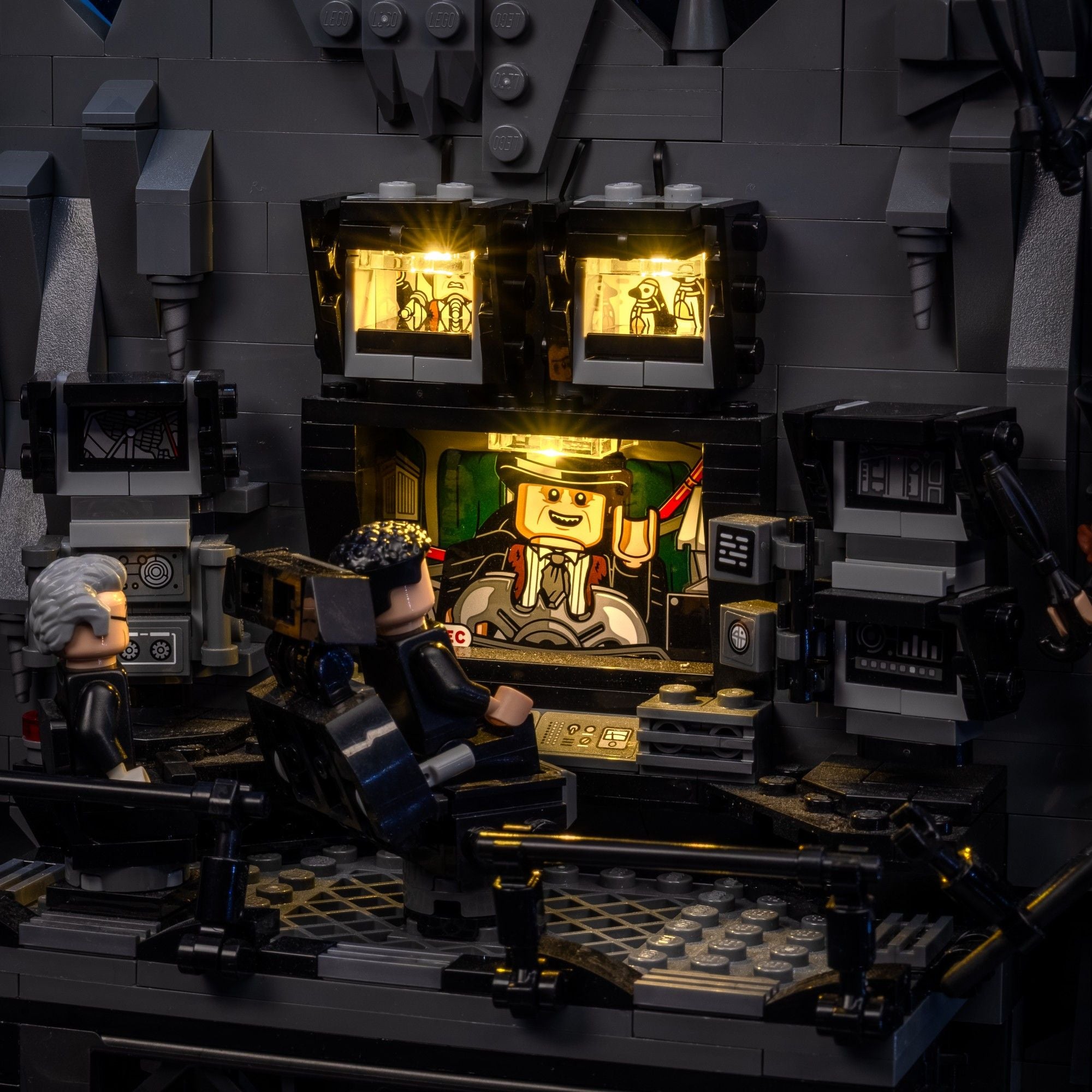 Light Kit for LEGO® Batcave™ – Shadow Box #76252 | Light My Bricks