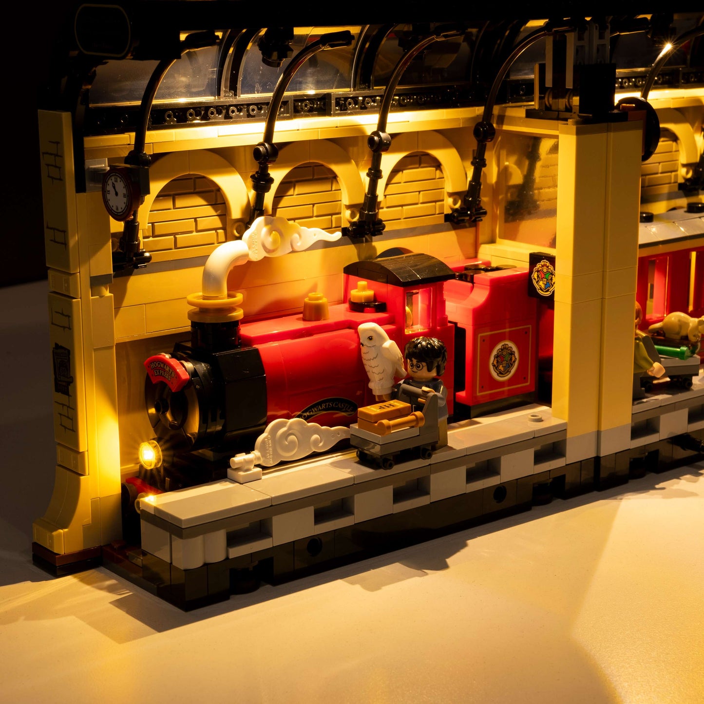 LEGO® Book Nook: Hogwarts™ Express #76450 DIY Light Bundle