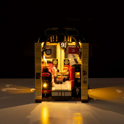 LEGO® Book Nook: Hogwarts™ Express #76450 DIY Light Bundle