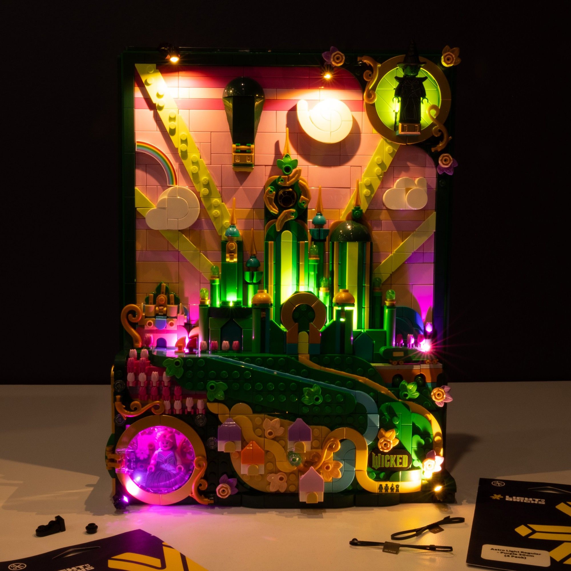 Emerald_City_75685-