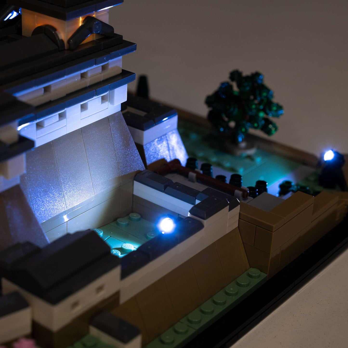 LEGO® Himeji Castle #21060 DIY Light Bundle