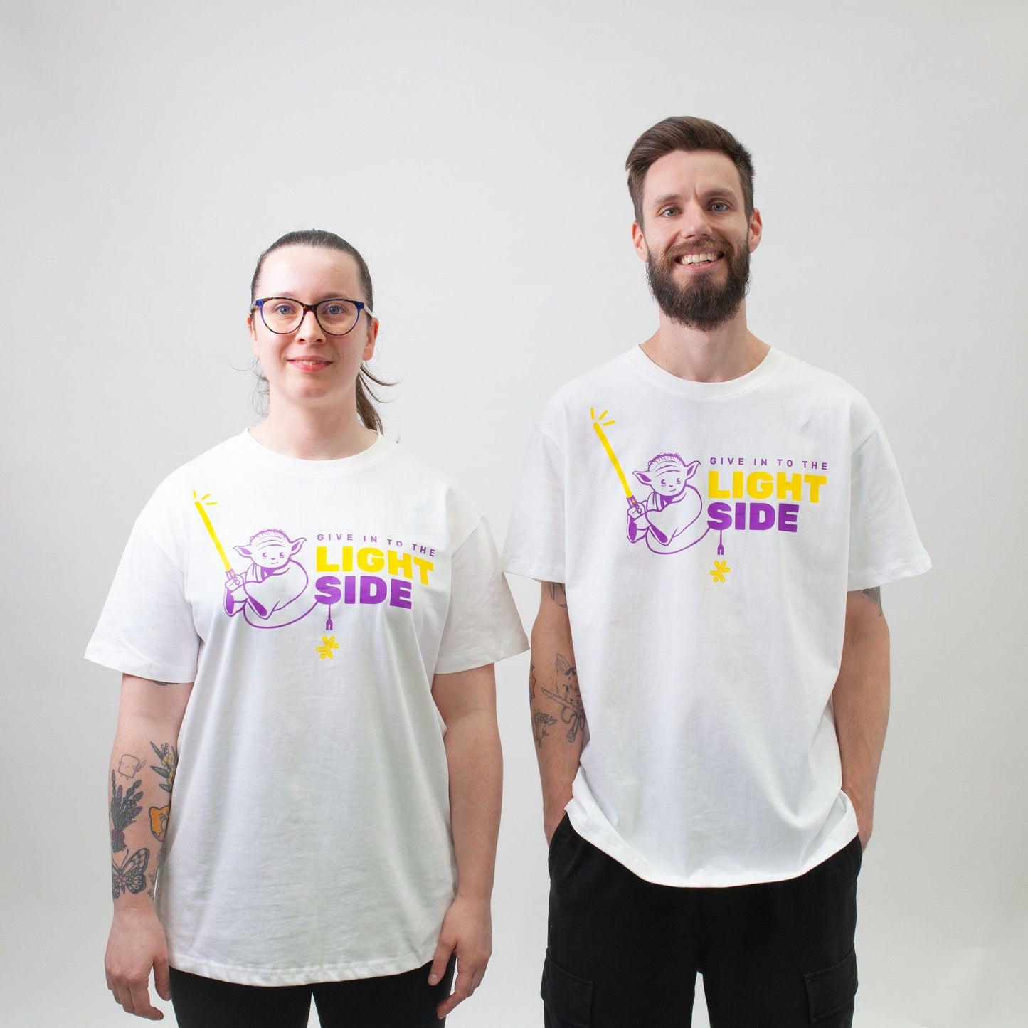 Light My Bricks™ Yoda T-shirt