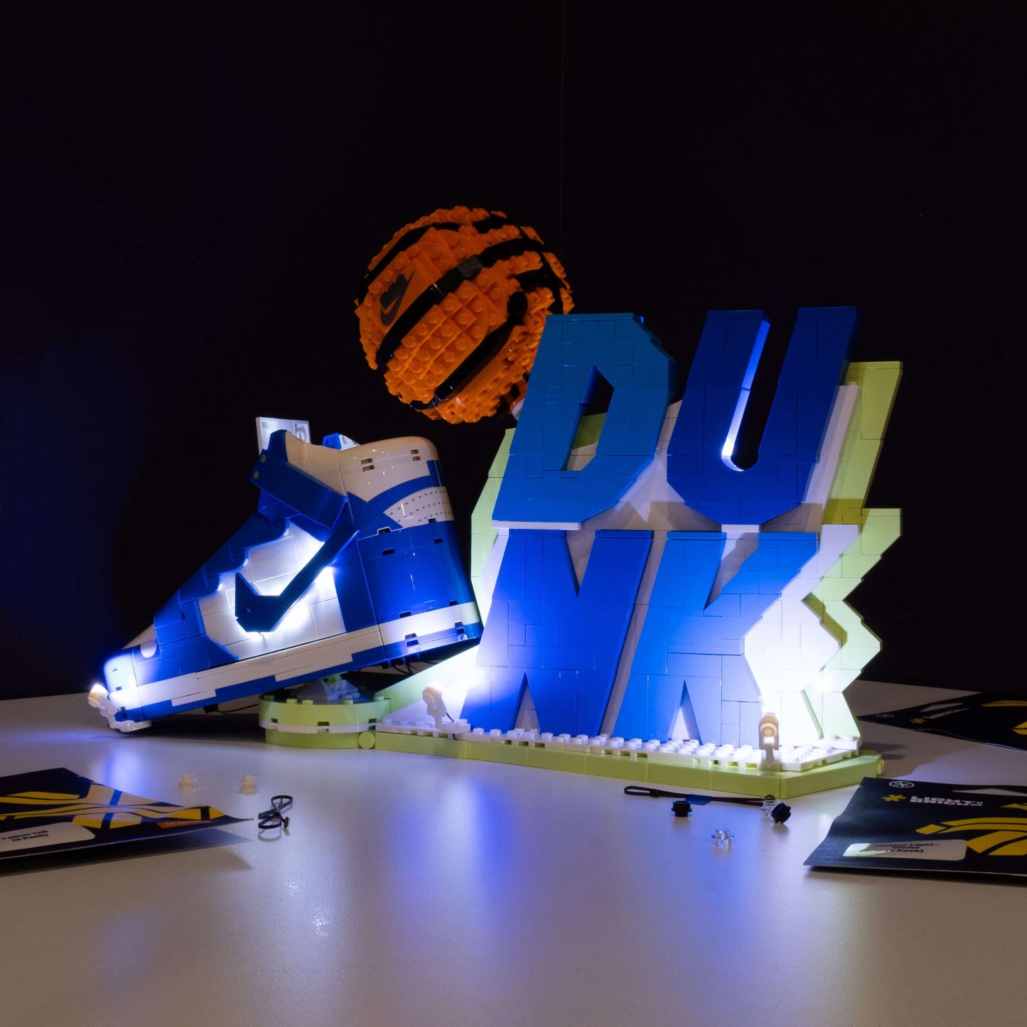 LEGO® Nike Dunk #43008 DIY Light Bundle