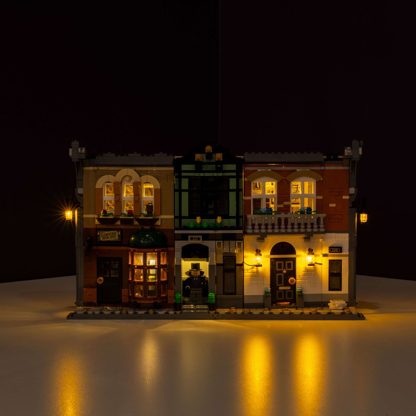 LEGO® Sherlock Holmes: Book Nook #10351 DIY Light Bundle